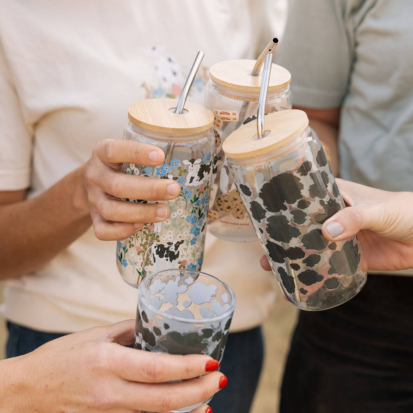 Milk Cows & Flowers Glass Can