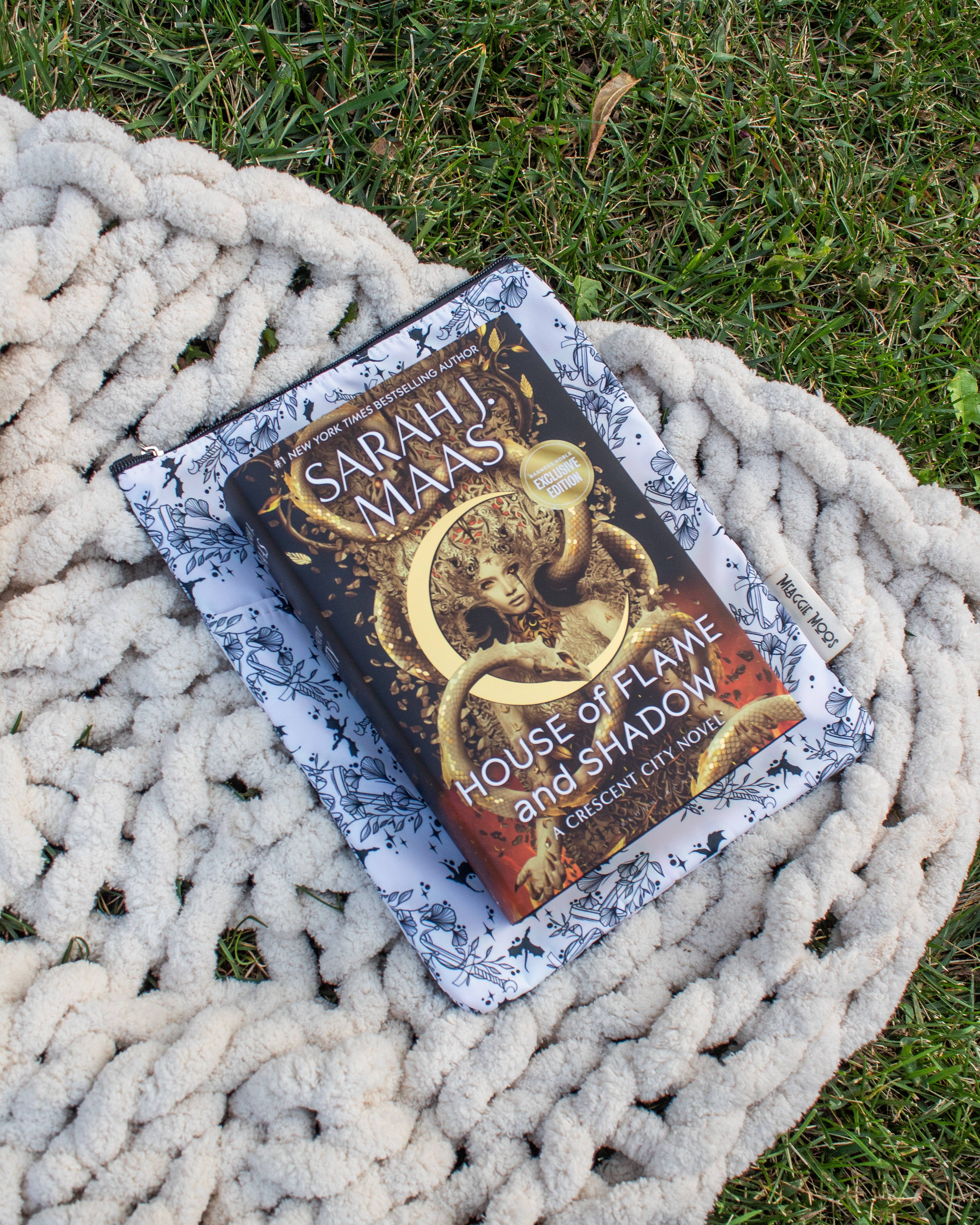 Ivory Swords Book/Tablet Sleeve