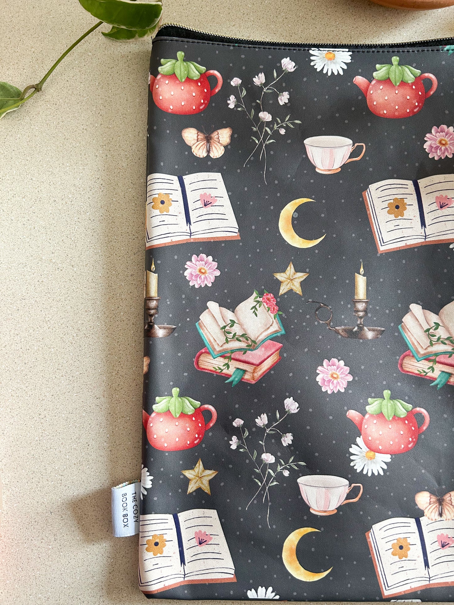 Tea Lovers Book Sleeve