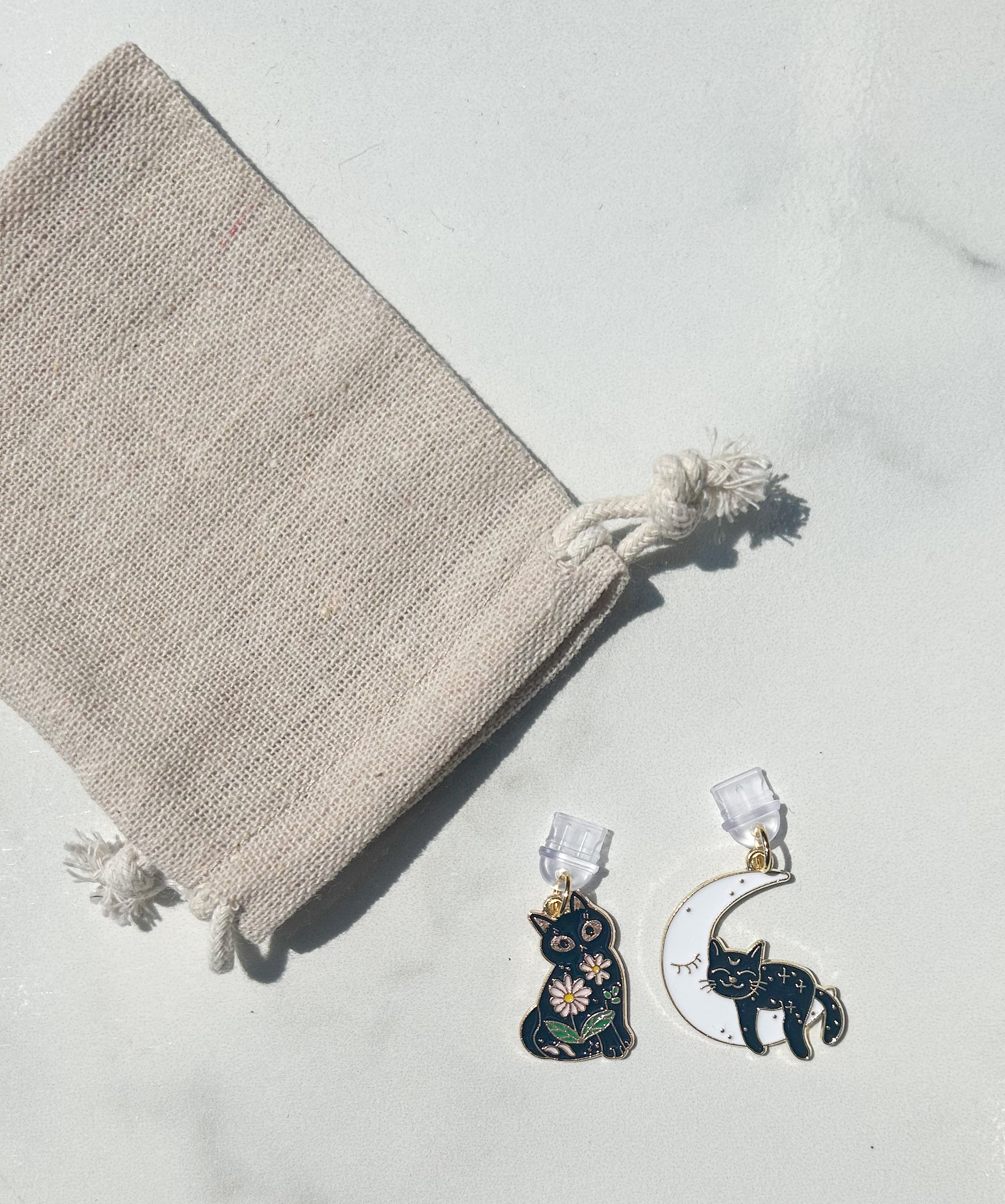 Kindle Charms- USB C Dust Plug Charm – The Cozy Book Box