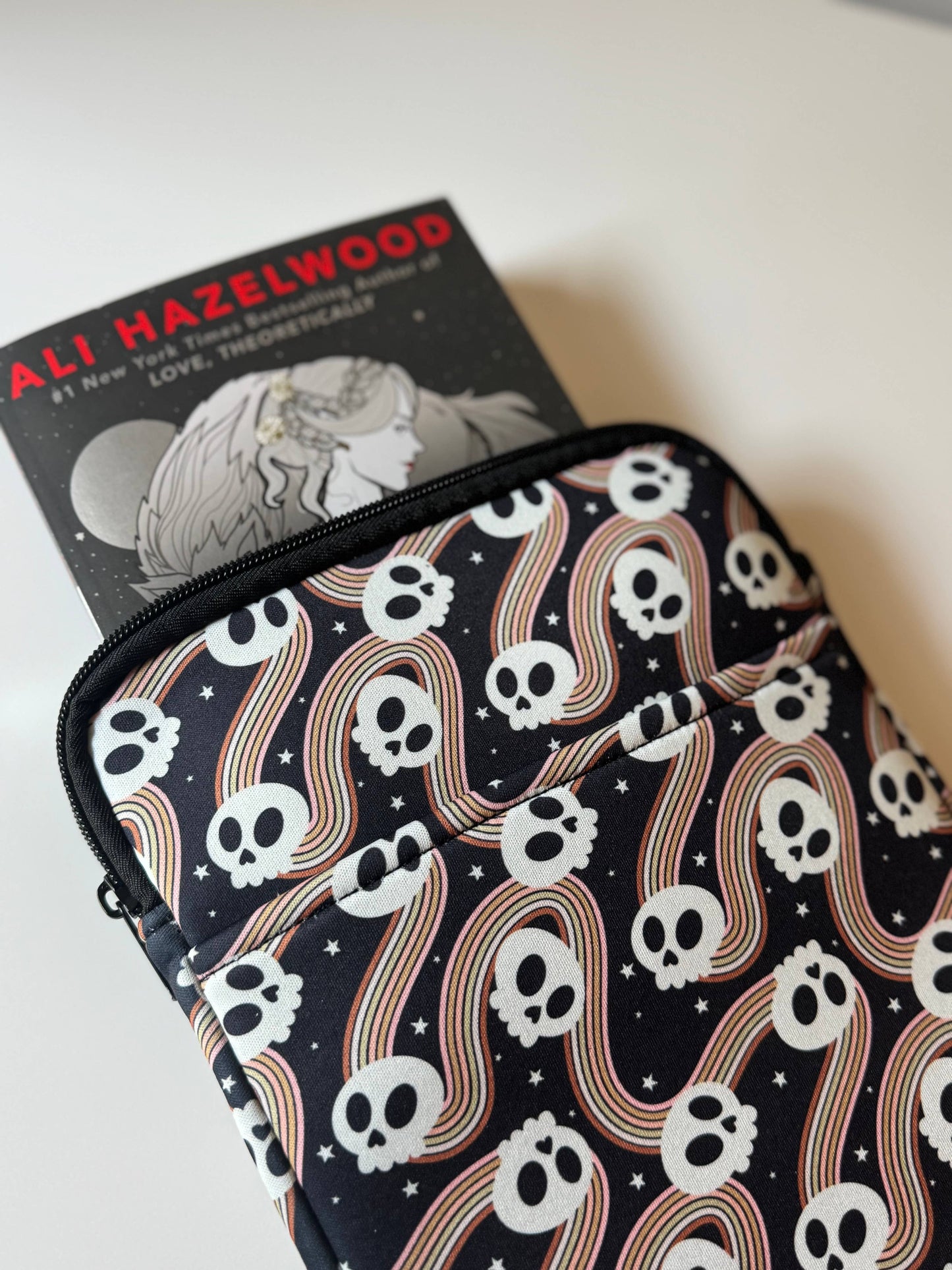 Spooky Cute Skull Book & Kindle Pouc