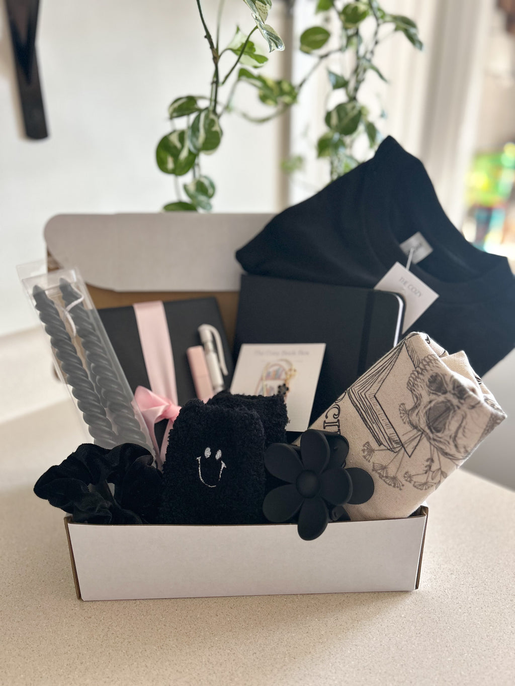The Dark Romance Box