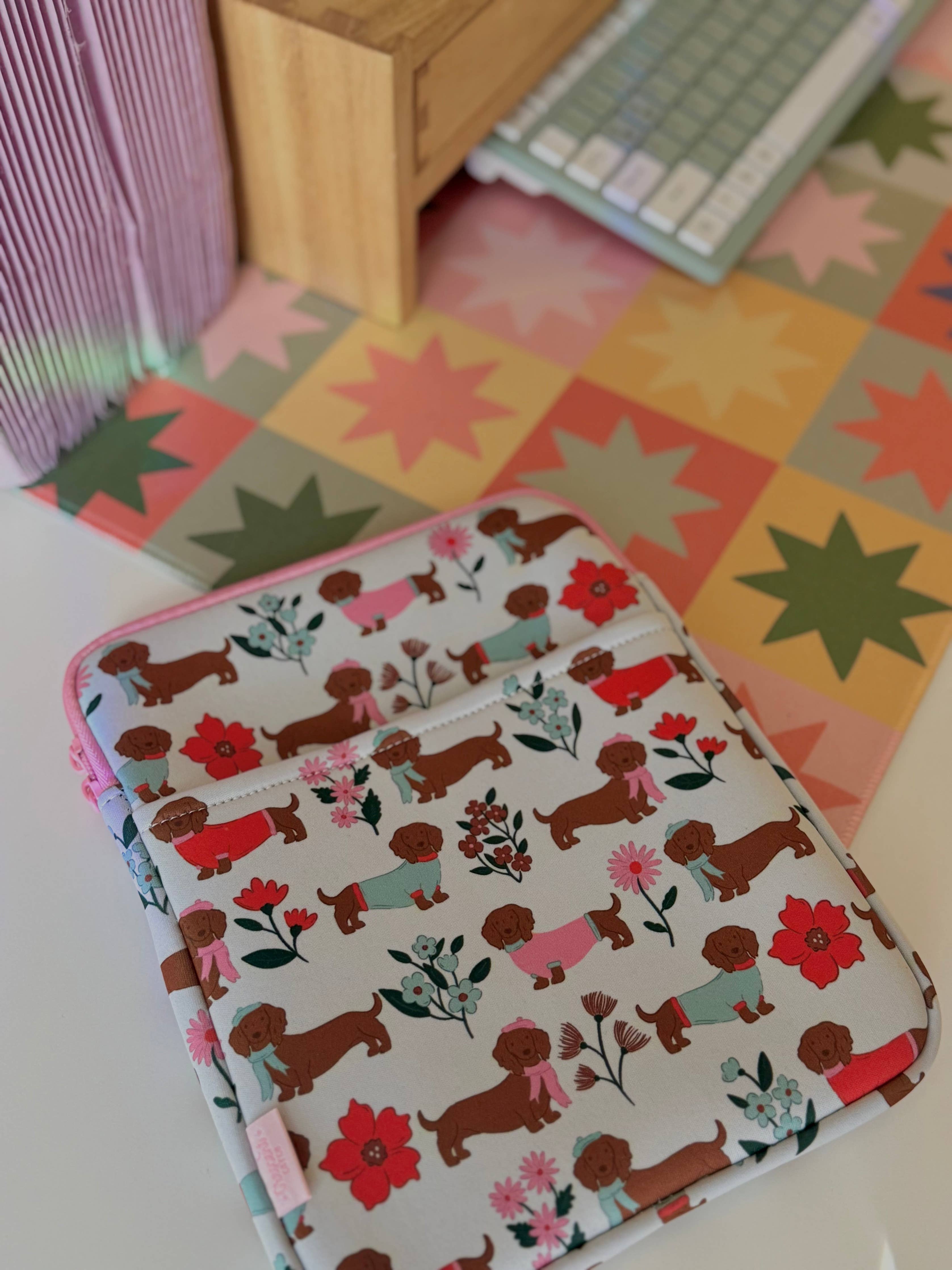 Dachshund Garden Book & Kindle Pouch, Medium E-Reader Zip up Book Sleeve (Copy)