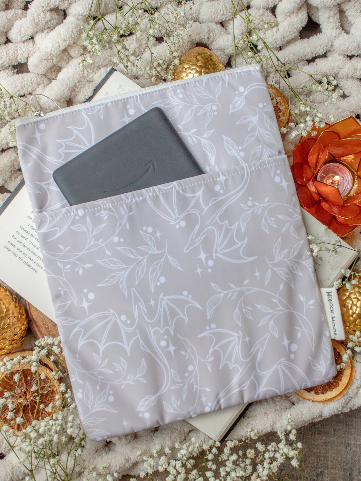 Book / Tablet Sleeve | Tan Dragons