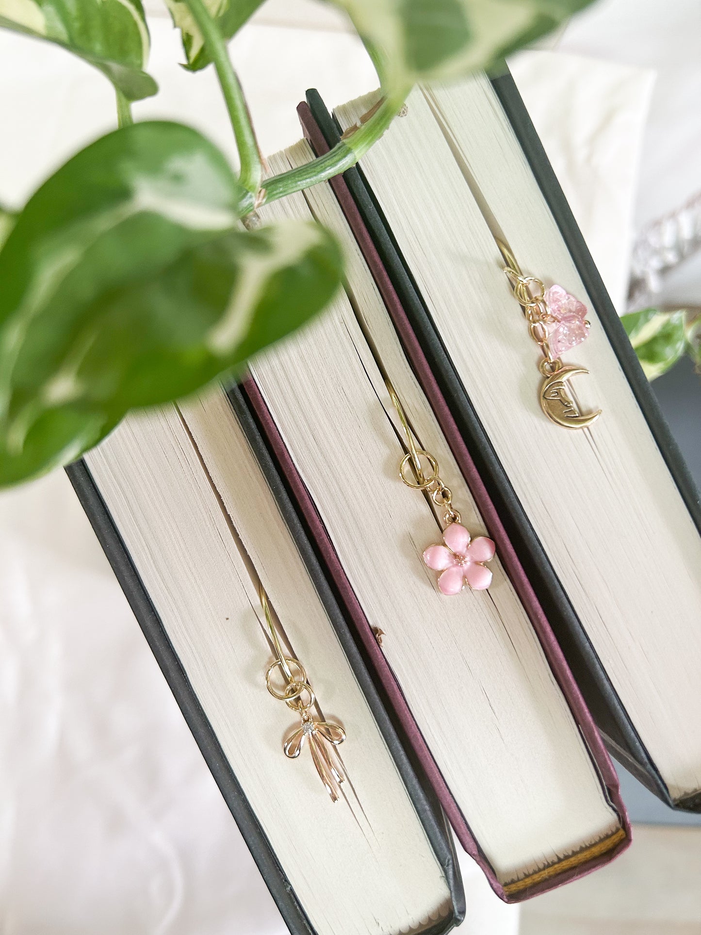 Pretty in Pink Bookmark Set