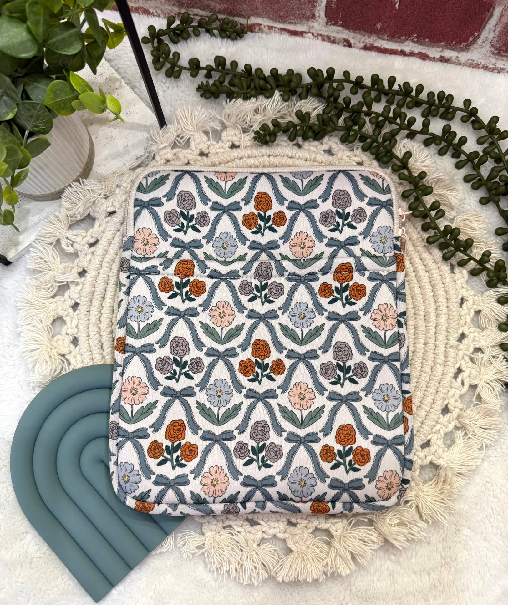 8x10 Floral Book Sleeve | Book Sleeve | Kindle Storage