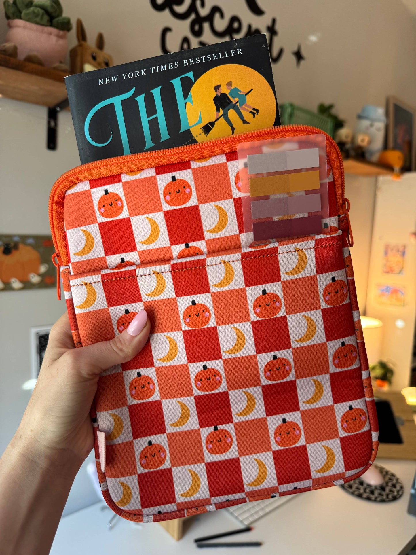 Pumpkin Halloween Book & Kindle Pouch