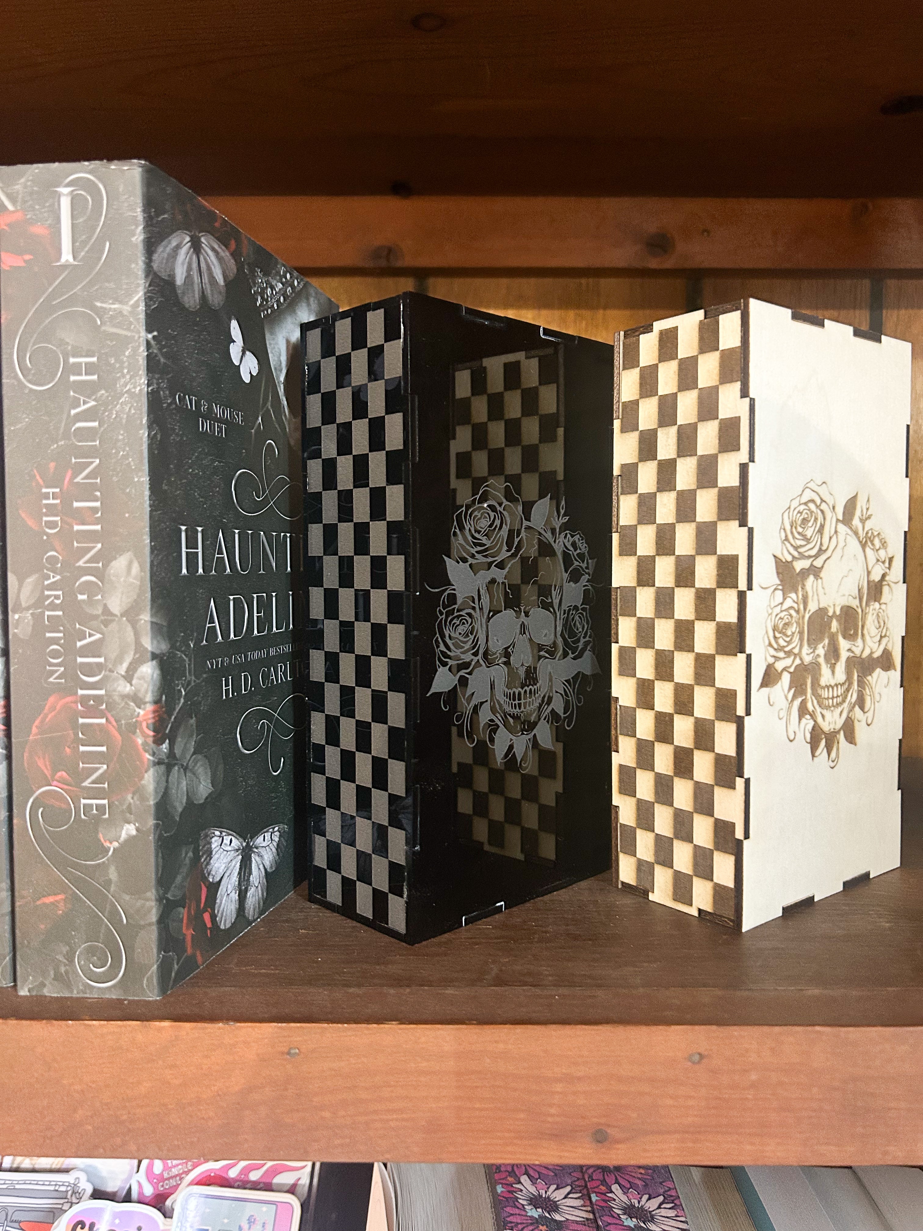 Dark Romance Bookend