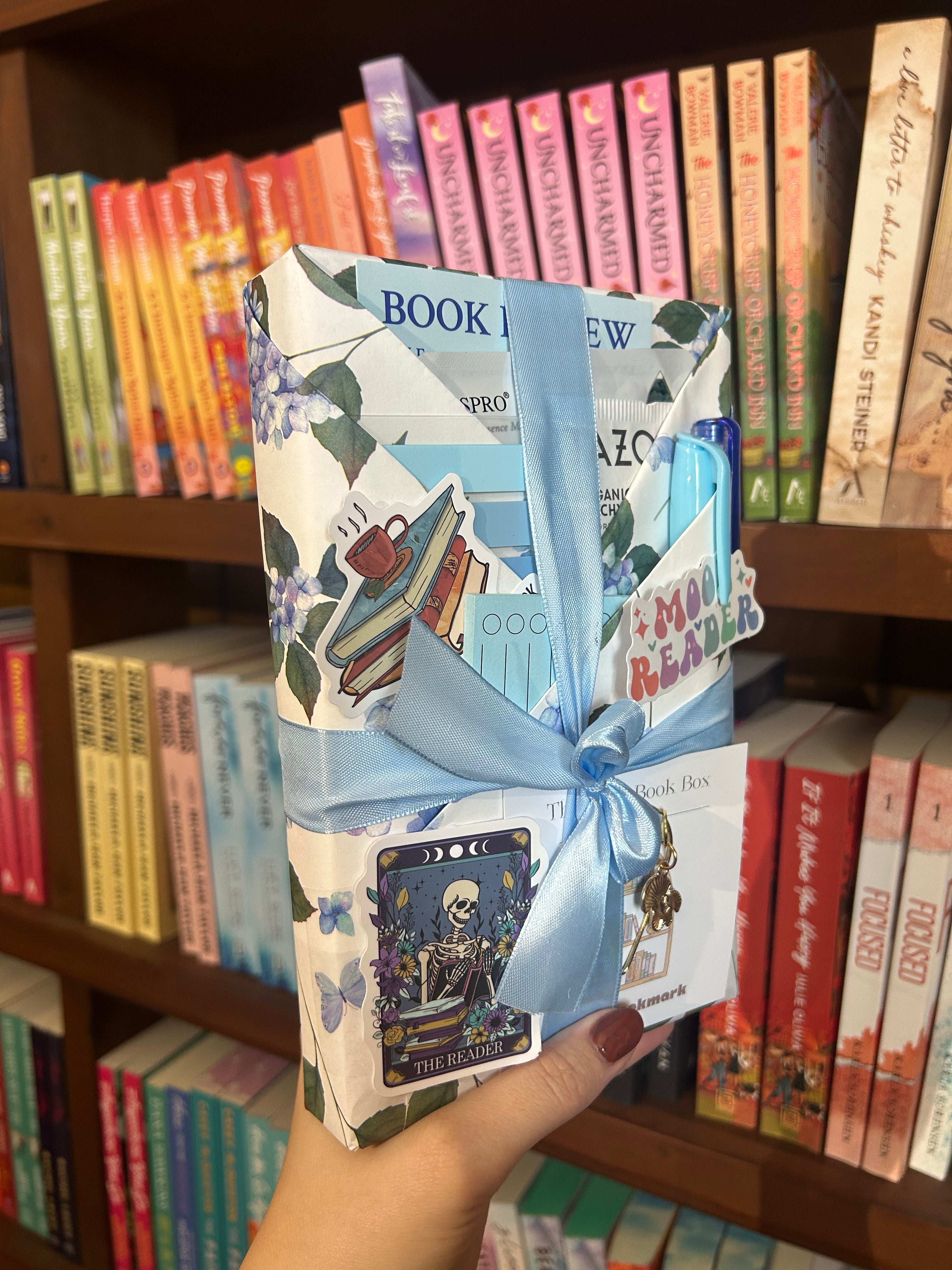 Deluxe Blind Date With a Book