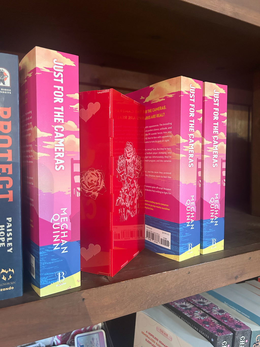 Roses Bookend