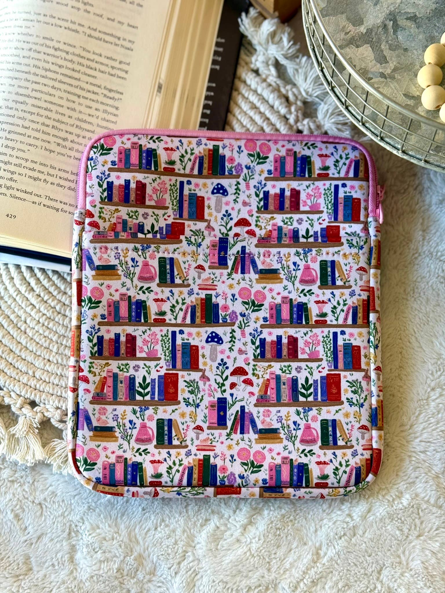 8x10 Mushroom Bookshelf Book Sleeve | Book Sleeve |
