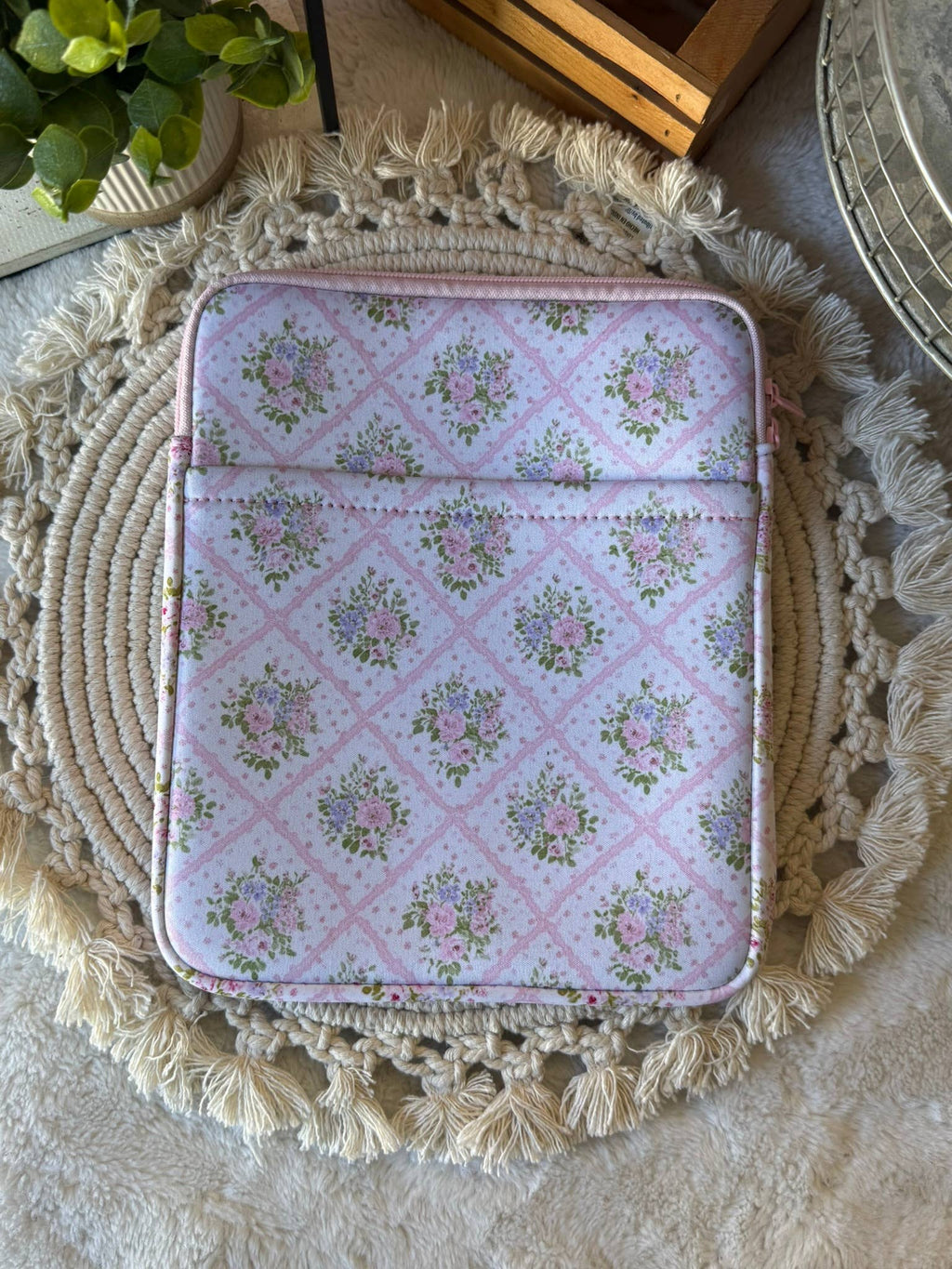 8x10 Coquette Book Sleeve | Book Sleeve | Kindle Storage