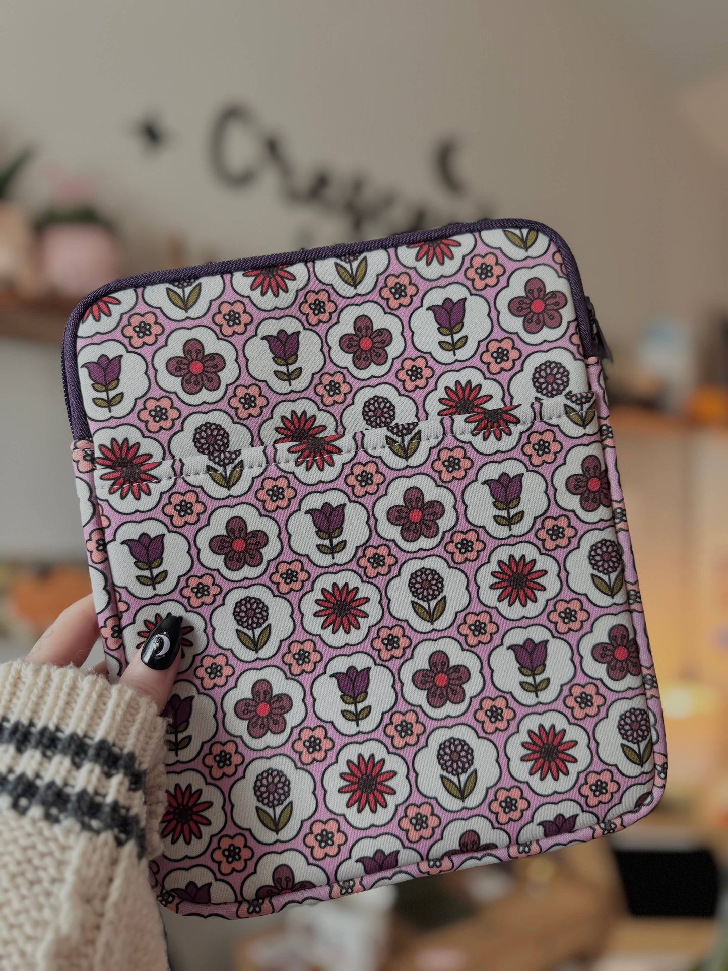 Retro Floral Book & Kindle Sleeve Pouch