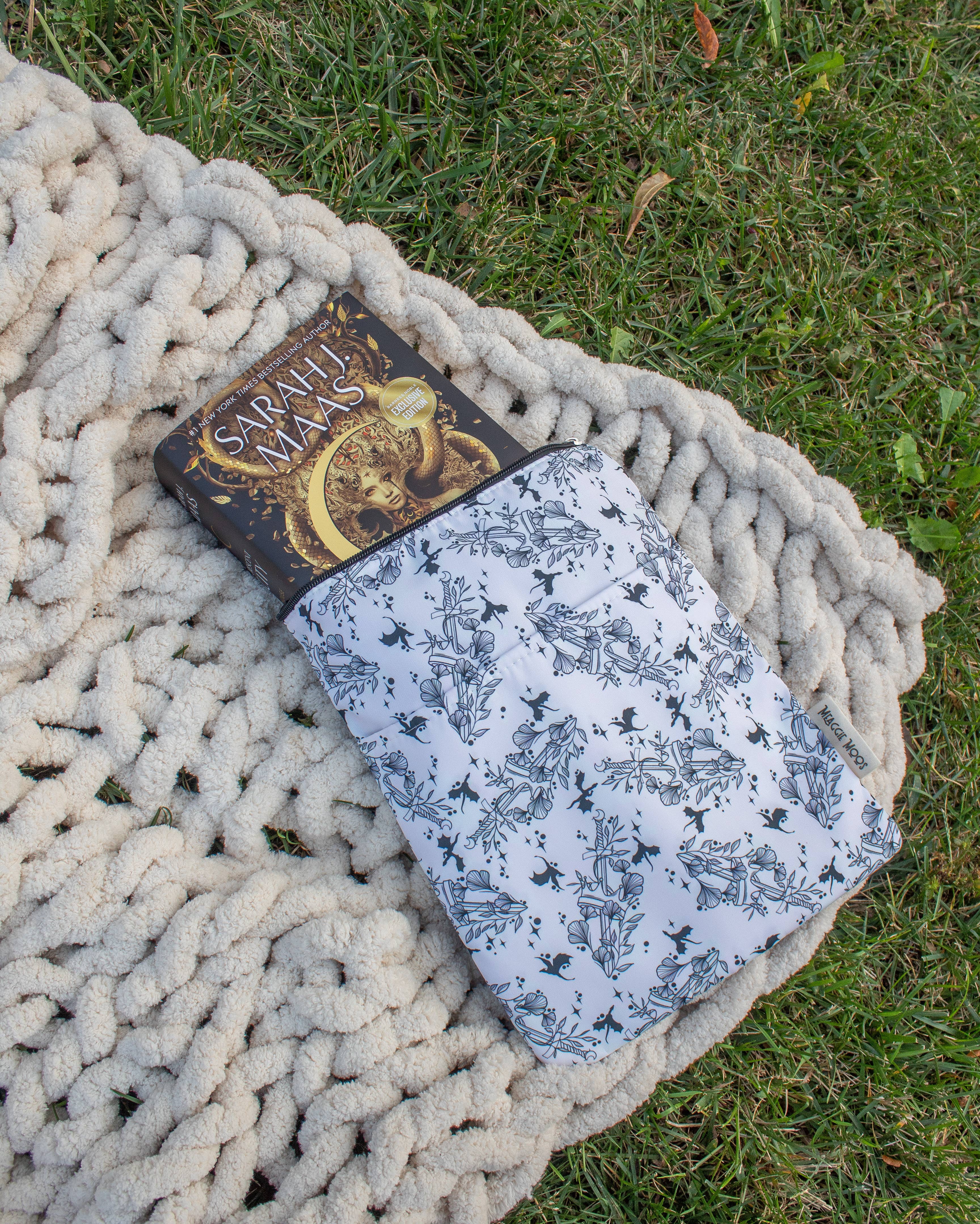 Ivory Swords Book/Tablet Sleeve